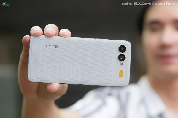 Realme показала смартфон с аккумулятором на 15 000 мАч