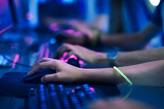 В Китае для юных геймеров провели курс по разубеждению в киберспорте