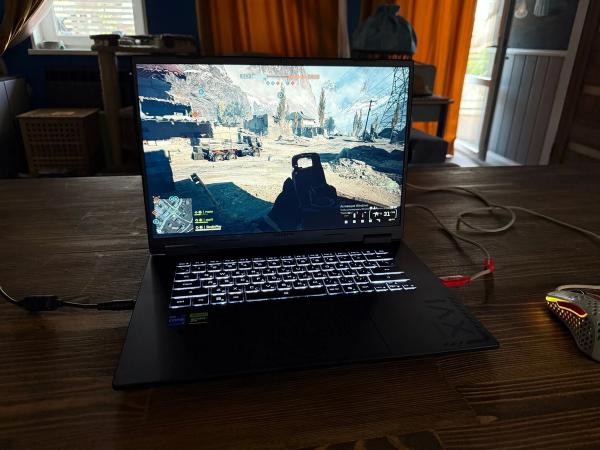 Обзор GIGABYTE Gaming A16 — доступный 16" игровой ноутбук с RTX 5050