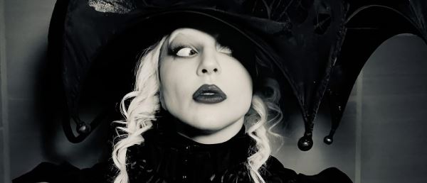 Первый взгляд на Леди Гагу во втором сезоне сериала "Уэнсдей"