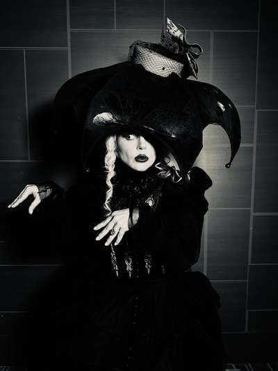 Первый взгляд на Леди Гагу во втором сезоне сериала "Уэнсдей"