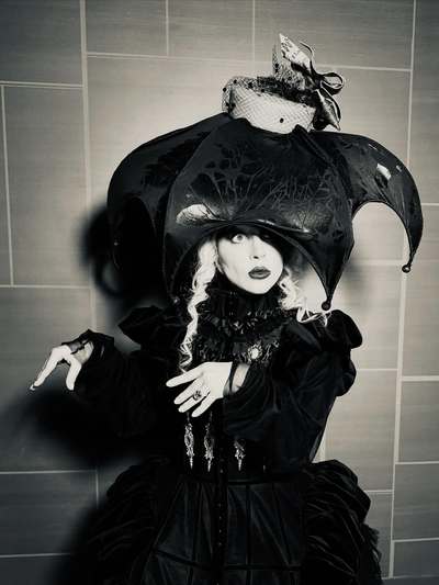 Первый взгляд на Леди Гагу во втором сезоне сериала "Уэнсдей"